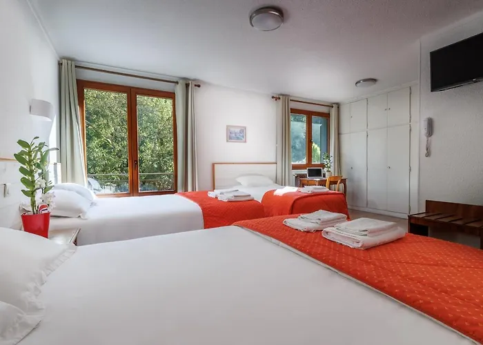 Saint Clair Отель 2*