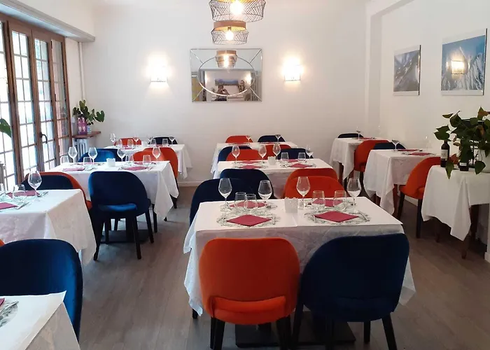 Отель Saint Clair 2*