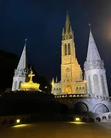 Saint Clair Hotel Lurdy