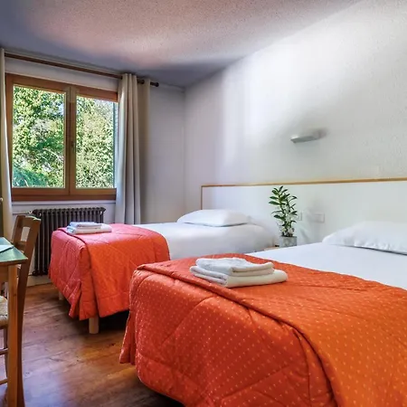 Saint Clair Hotel 2*