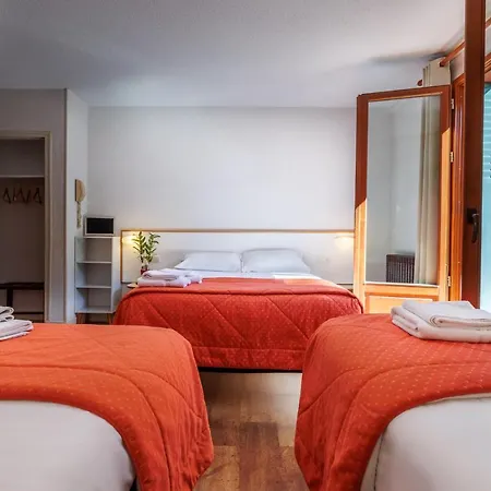 Saint Clair 2* Lurdy