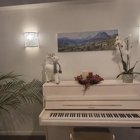 Saint Clair 2* Lurdy