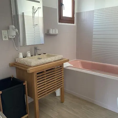 Saint Clair 2* Lurdy