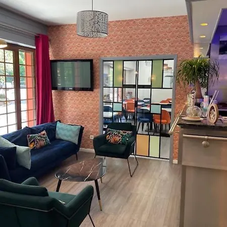 Saint Clair Hotel Lurdy